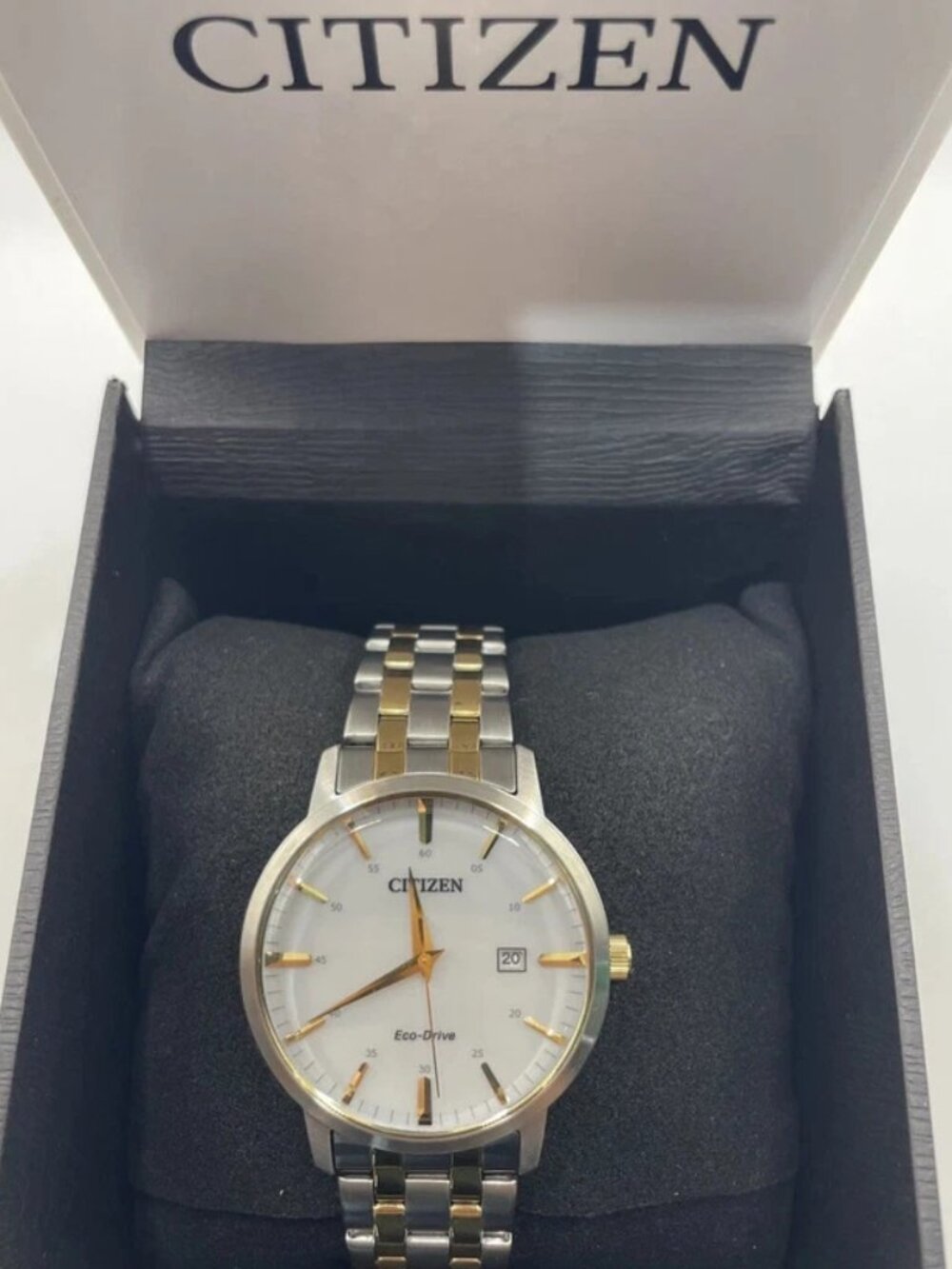 Citizen Eco-Drive Men's Watch BM7466-81H Date Dial Two-Tone